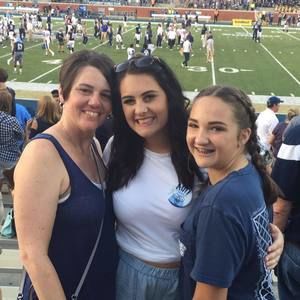 Meet your Posher, Celeste